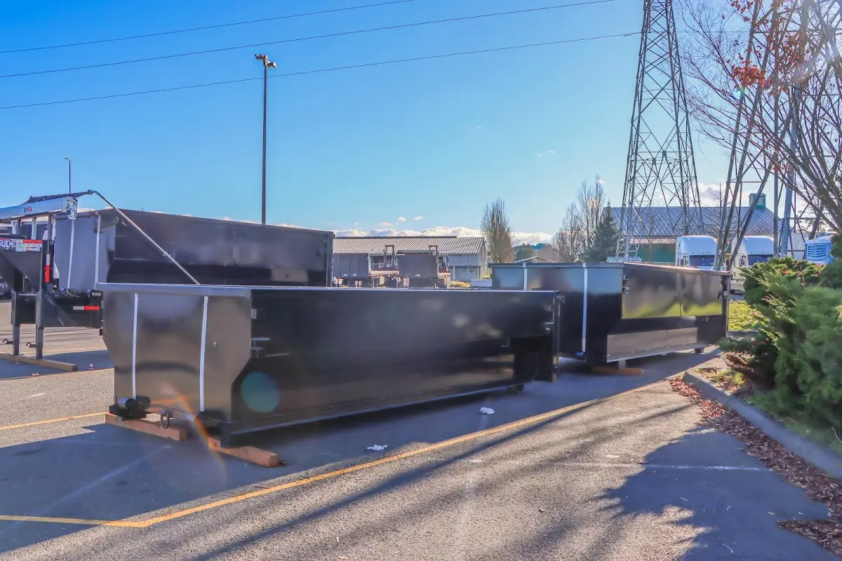 Roll-off dumpster ready for waste disposal at job site for 20 Yard Dumpster Rental in Elgin